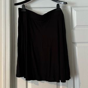 EUC Loft black swing skirt
